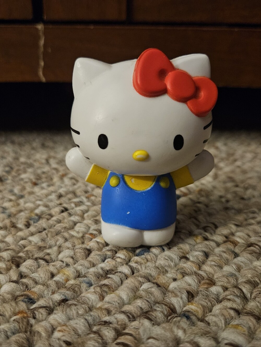 2016 McDonalds Hello Kitty Figure